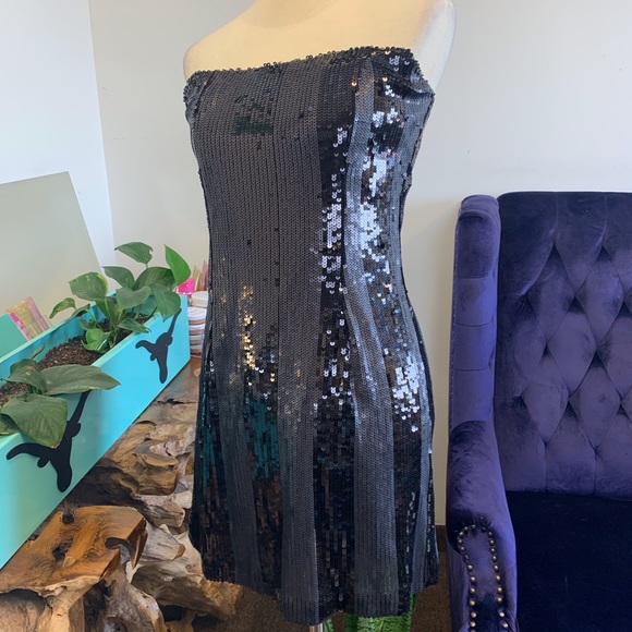 ABS Allen Schwartz Sequins Strapless dress - Picture 7 of 8